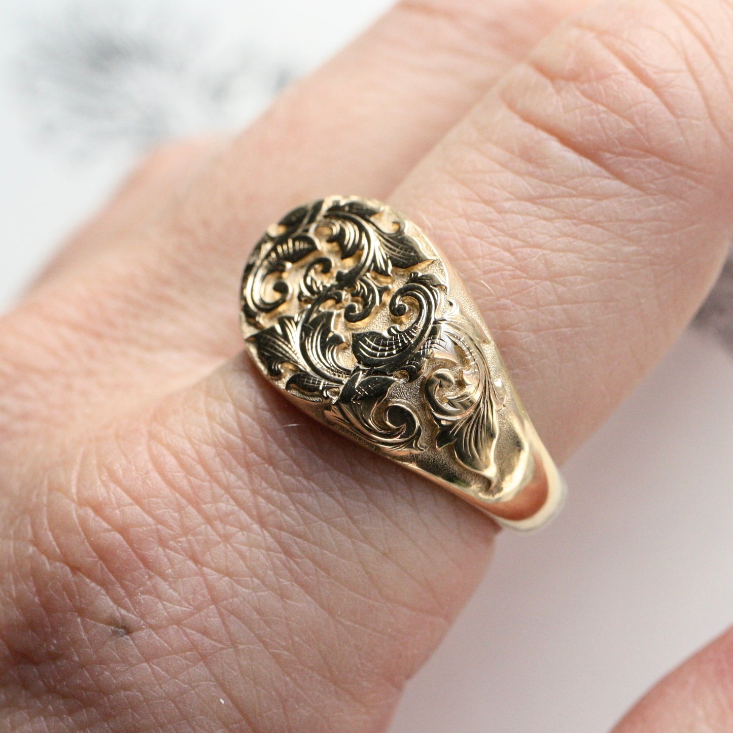 East/West Acanthus Signet