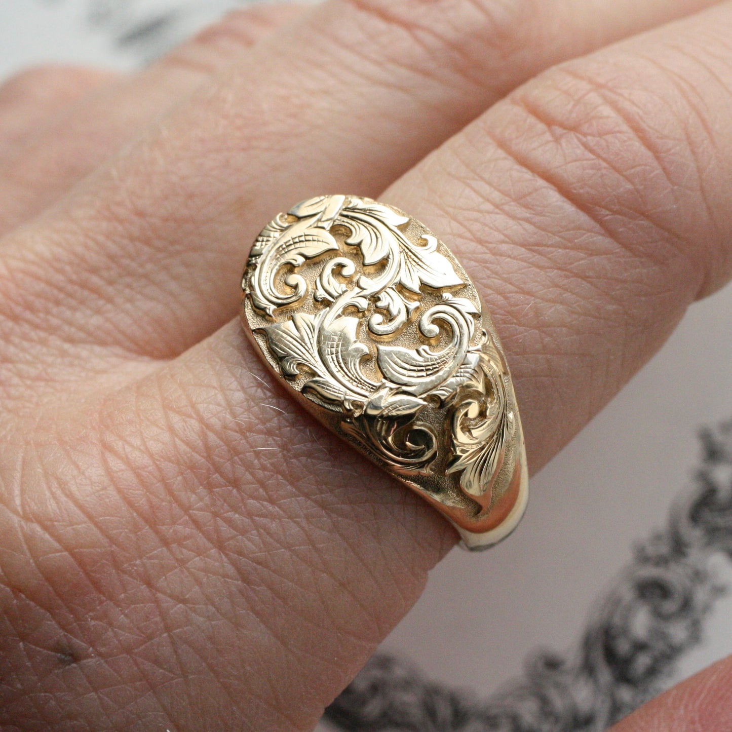 East/West Acanthus Signet