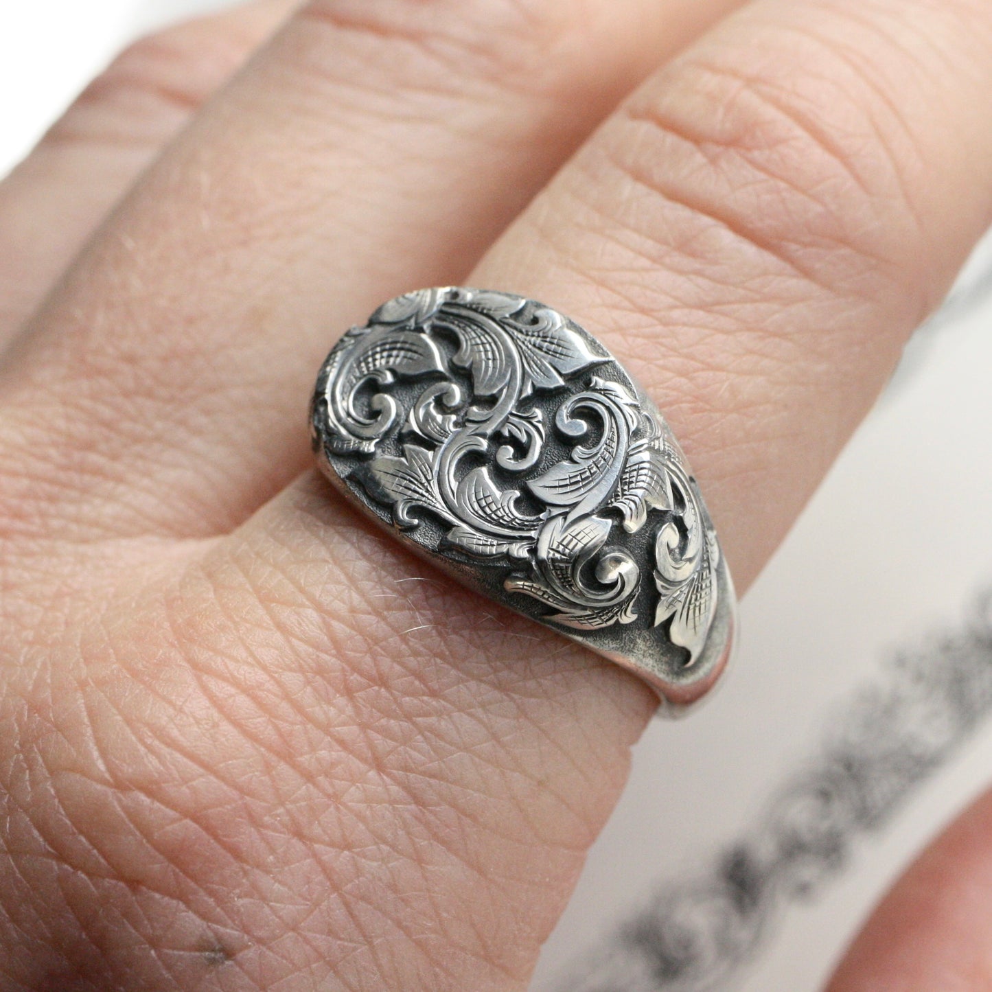 East/West Acanthus Signet