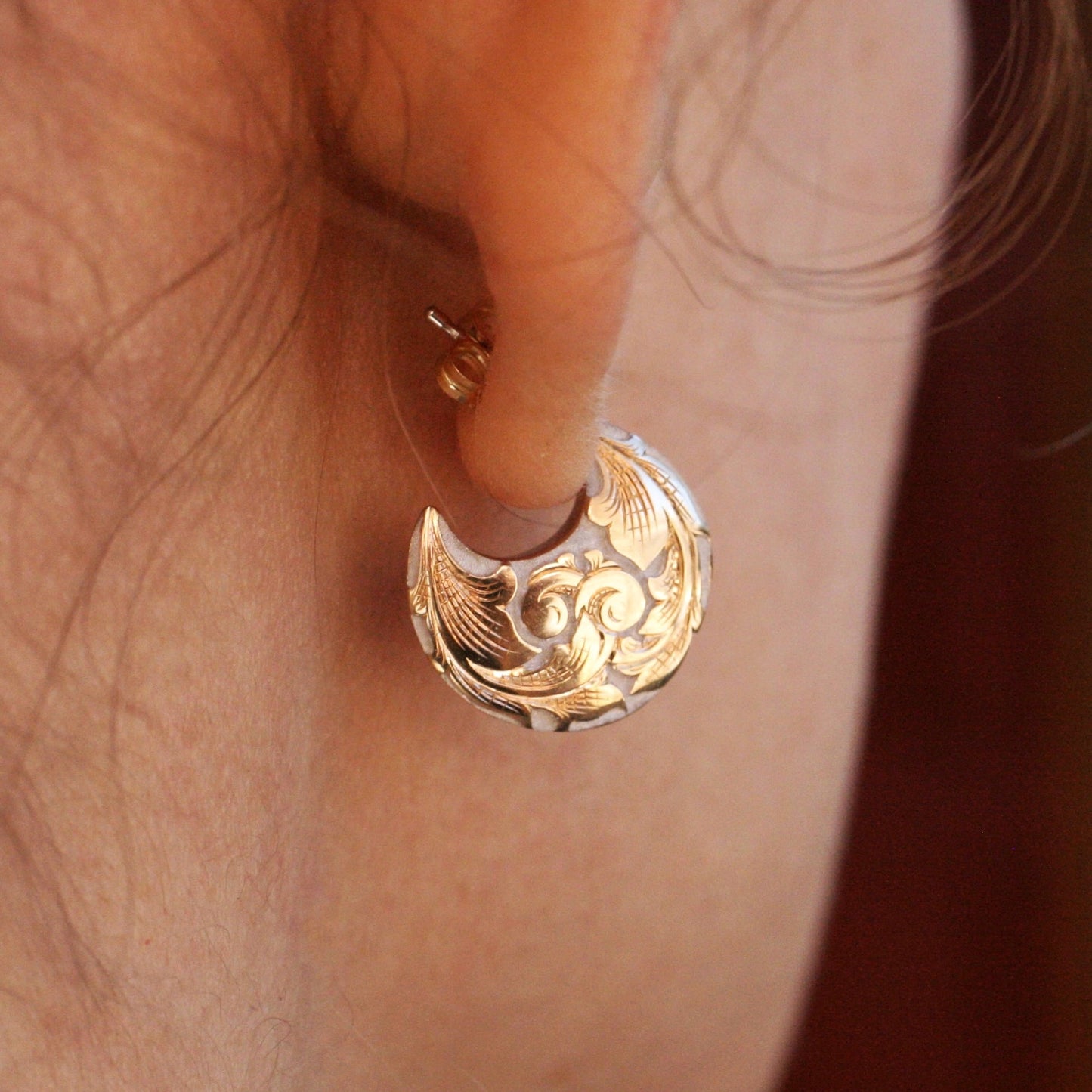 Acanthus Disc Hoops in Two-Tone