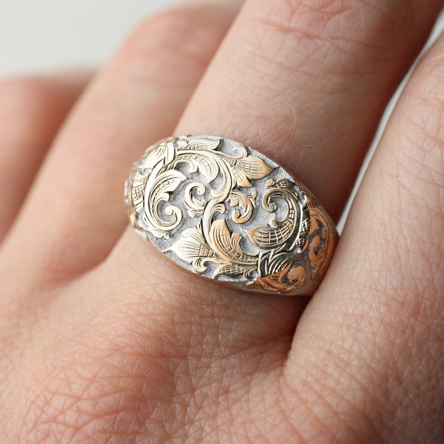 East/West Acanthus Signet in Two-tone