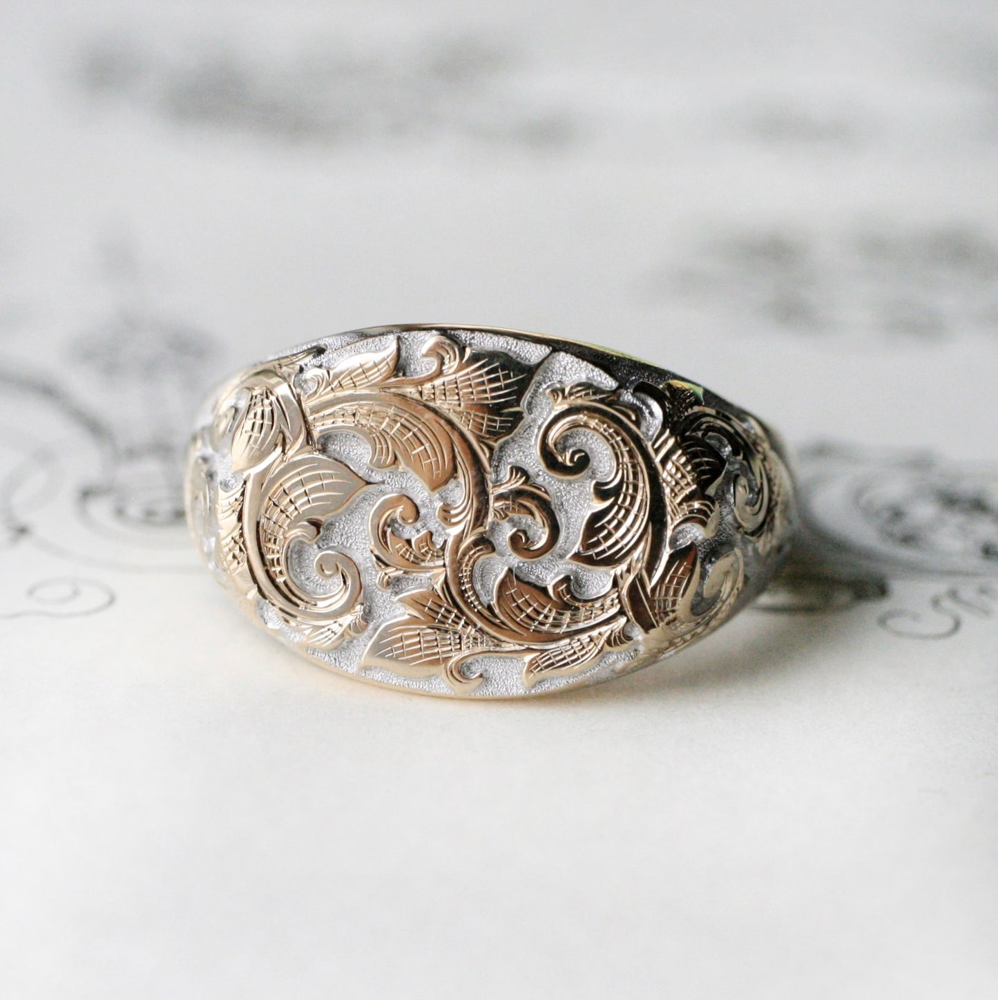 East/West Acanthus Signet in Two-tone
