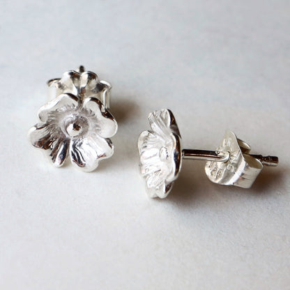 Dogwood Studs