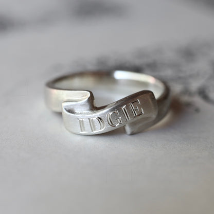 Banner Ring