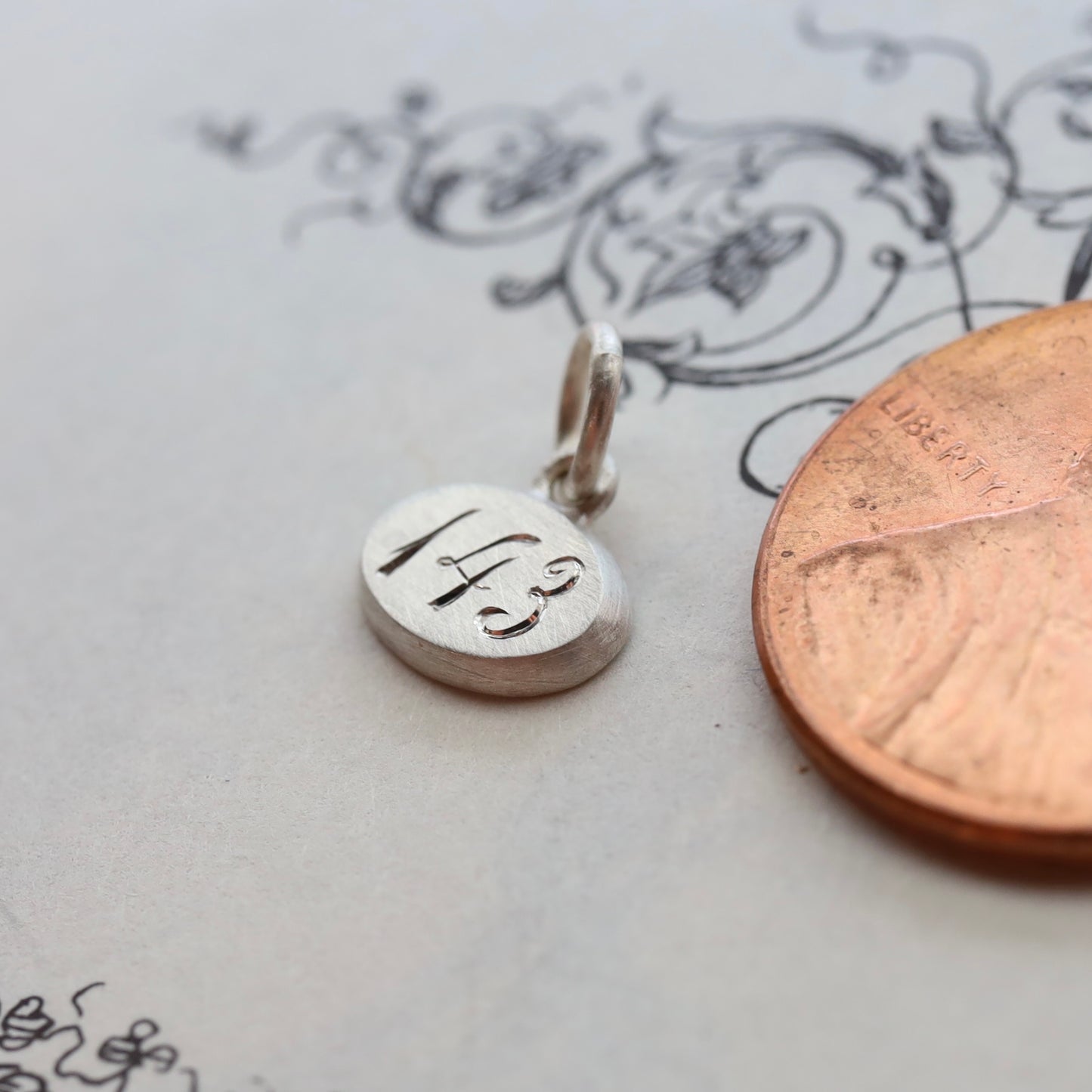Engravable Mini East/West Oval Pendant