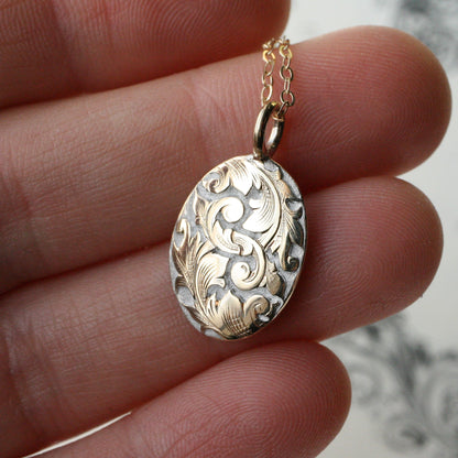 Acanthus Pendant in Two-tone