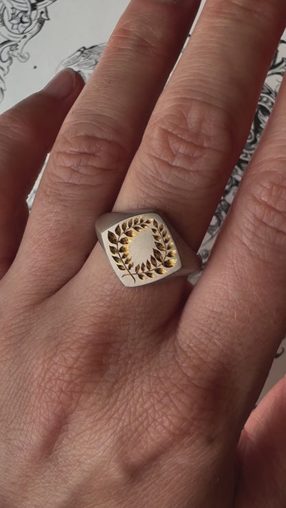 Laurel Signet Ring