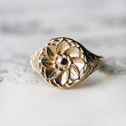 14k gold Rosette signet ring size 9 READY TO SHIP
