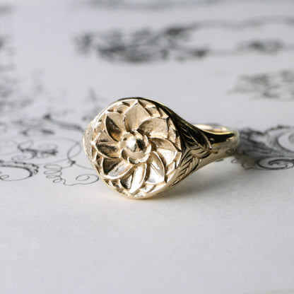 14k gold Rosette signet ring size 9 READY TO SHIP