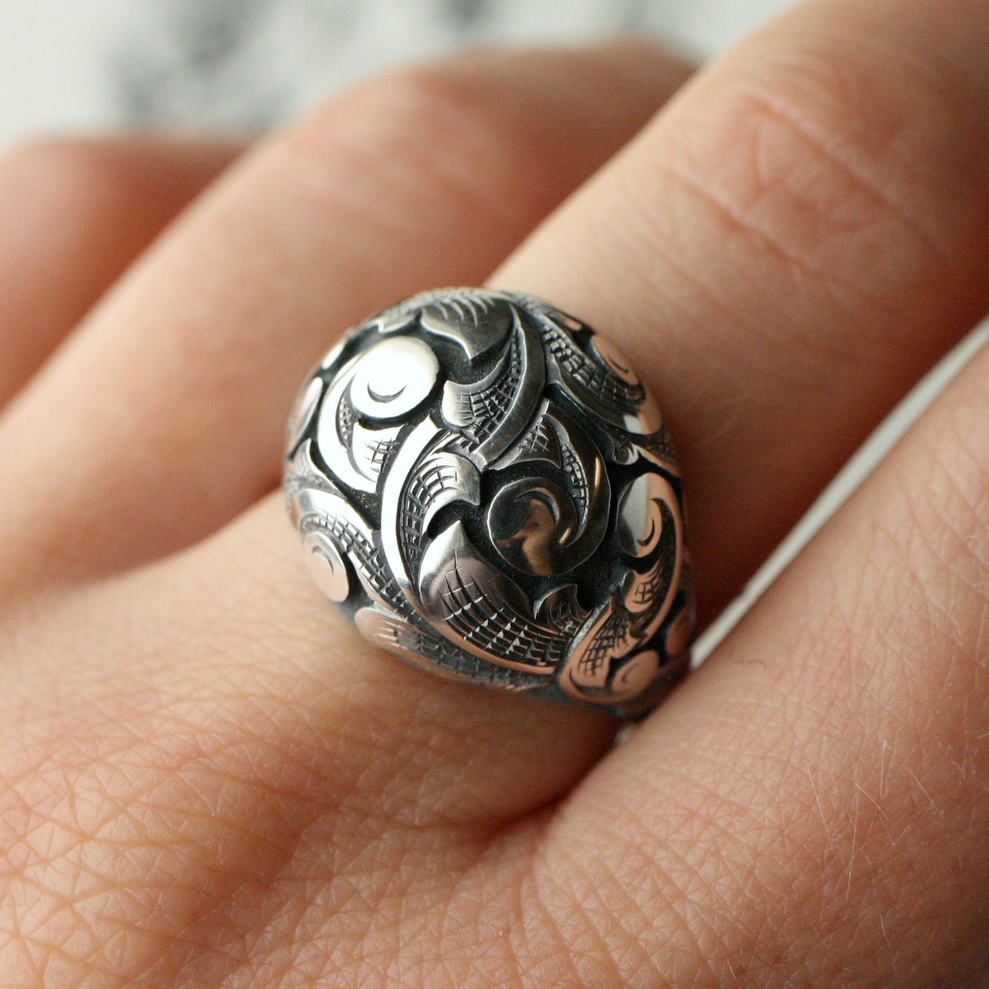 Acanthus Bombé Ring